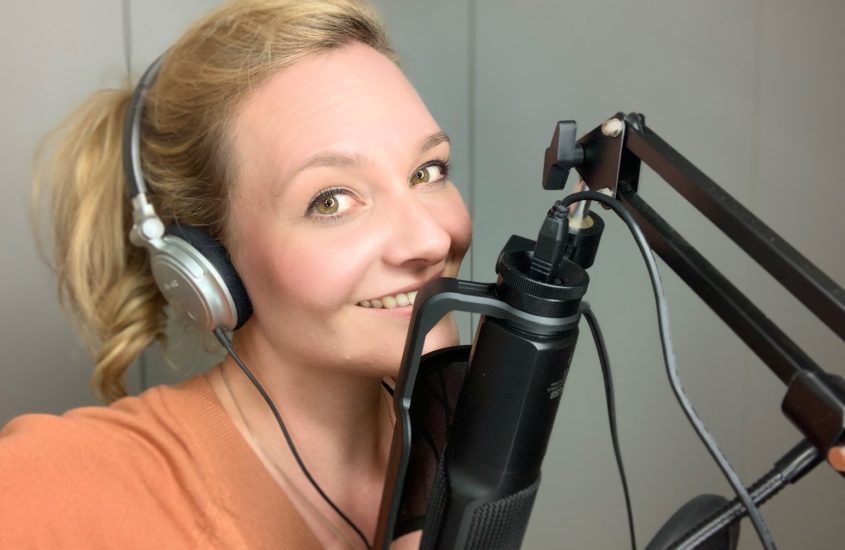 Sprecherin, Voice Over und Synchronsprecherin